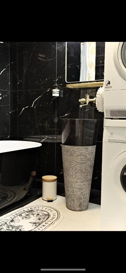 Rose Blossom Apartment In Paris Vanves Esterno foto