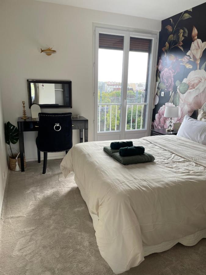 Rose Blossom Apartment In Paris Vanves Esterno foto