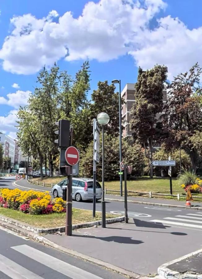 Rose Blossom Apartment In Paris Vanves Esterno foto